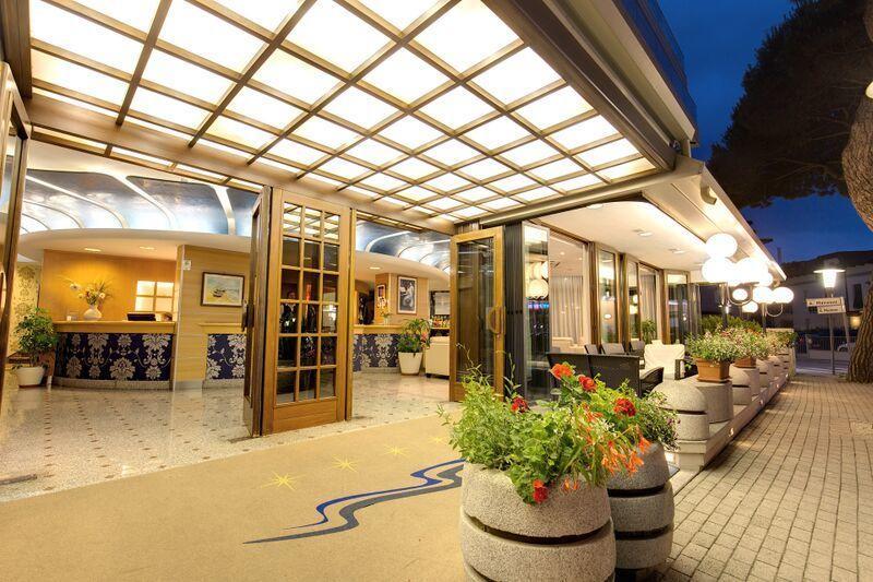 Hotel Astromare 3*