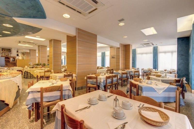 Hotel Astromare 3*