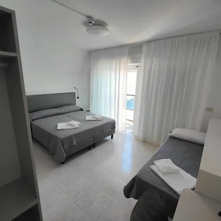 Hotel Dolcevita Park & Beach Included Lido di Jesolo Exterior photo