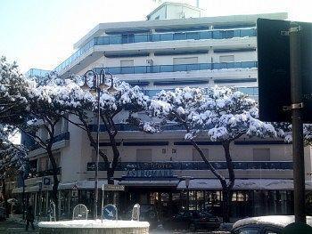 Dolcevita Park & Included